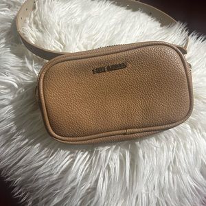 Steven Madden belt bag